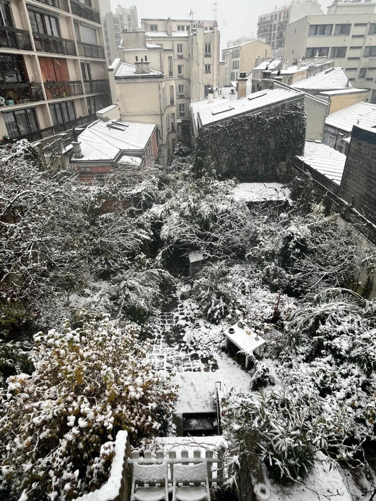 Le Grand Maulnes Bed and Breakfast Paris Exteriör bild